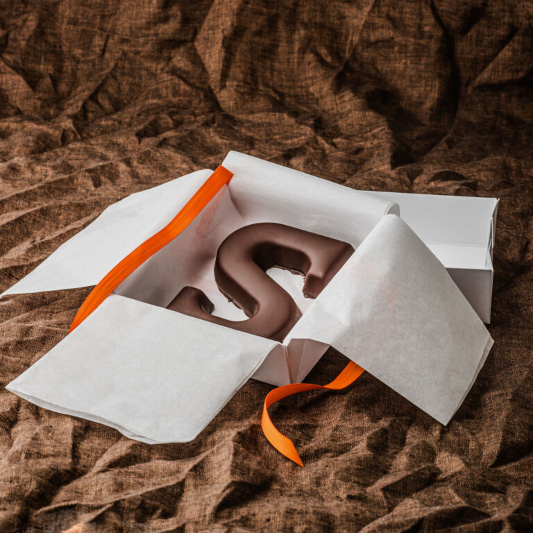 Chocolade letter puur in cadeaudoosje