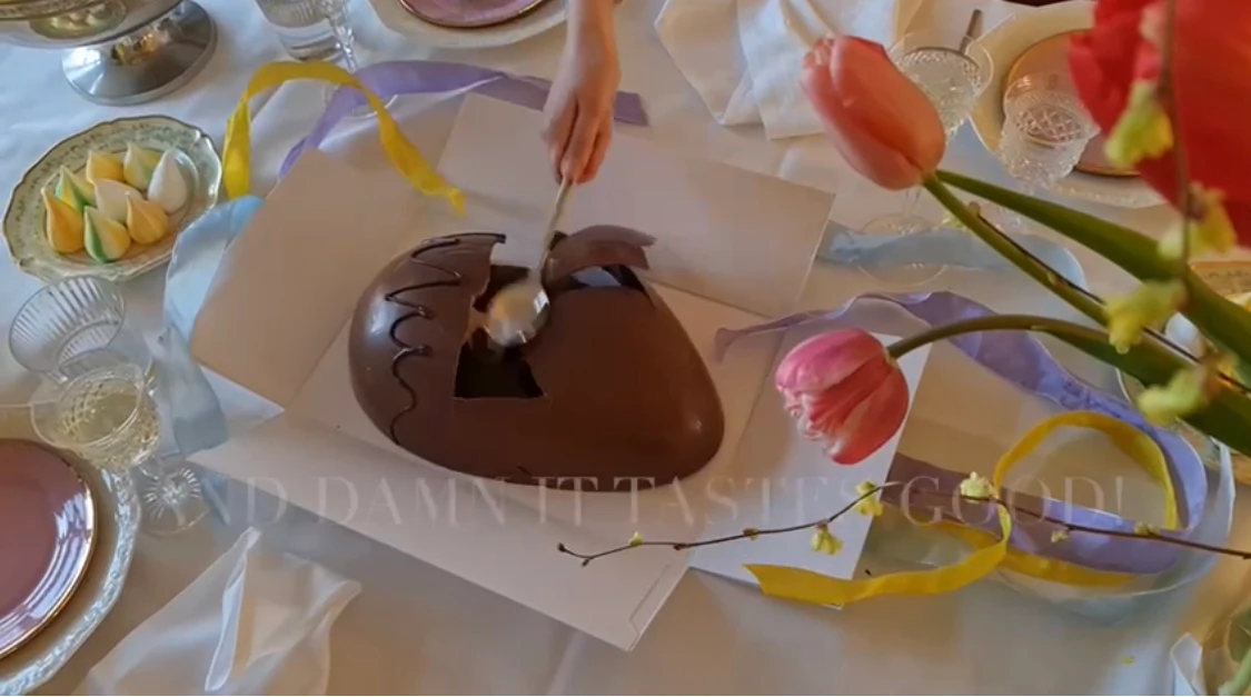 Le Grand Dessert to Share